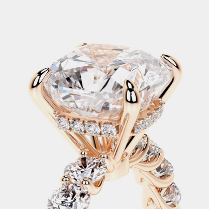18KT YELLOW GOLD ENCHANTÉ SIDE STONES DIAMOND RING